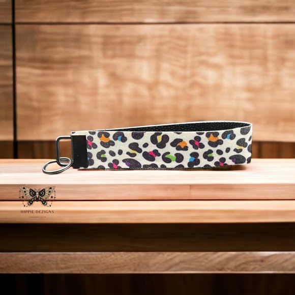 Handmade Animal Print Leather Key Fob Lanyard - Picture 1 of 4